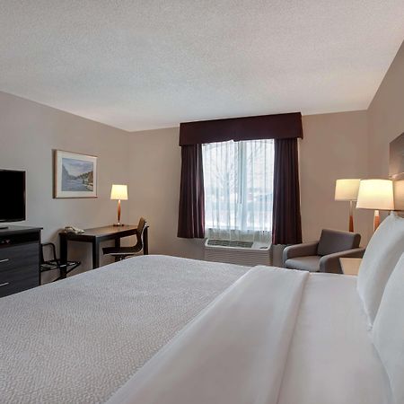 Days Inn & Suites By Wyndham Collingwood Luaran gambar