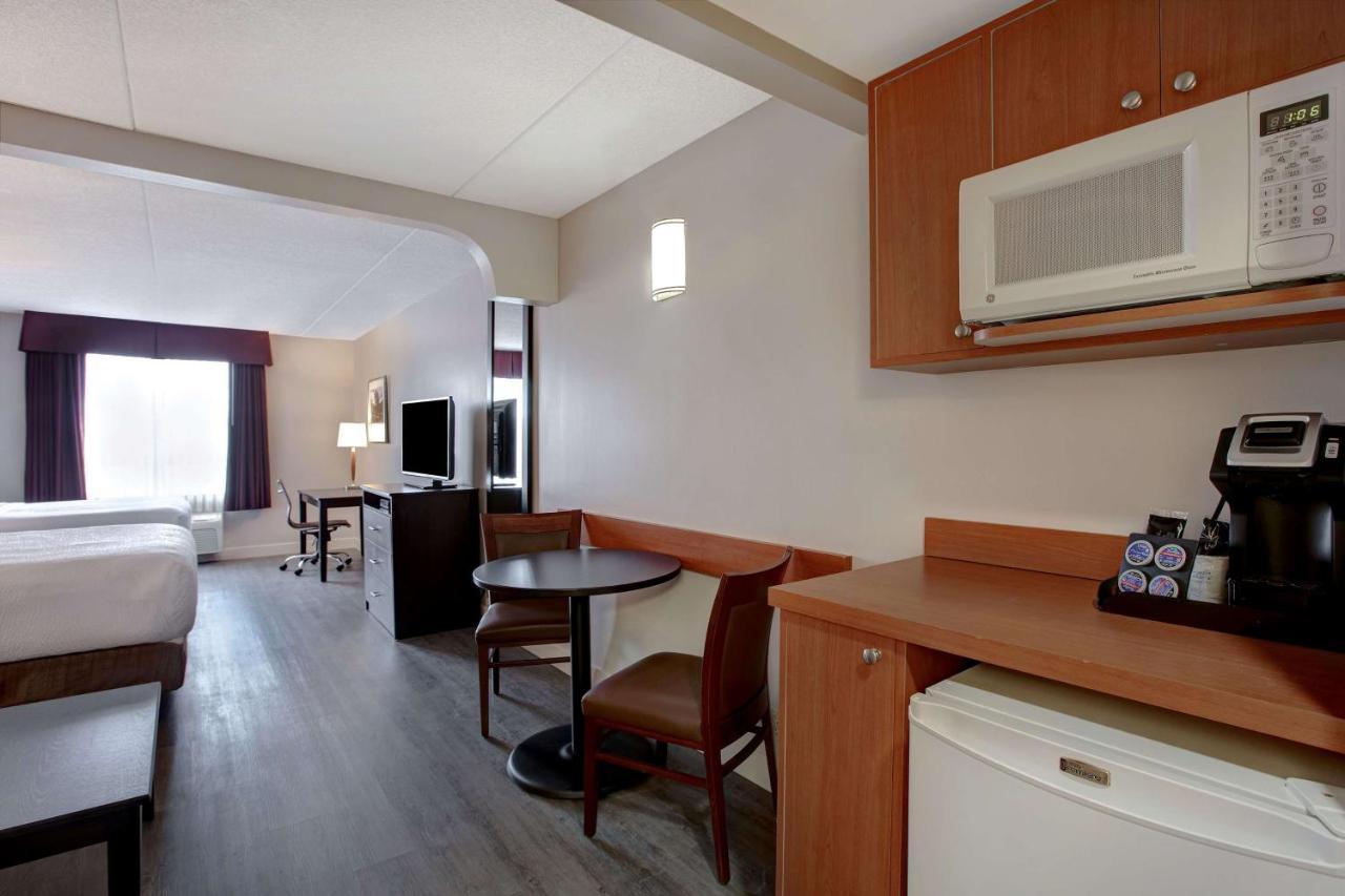 Days Inn & Suites By Wyndham Collingwood Luaran gambar