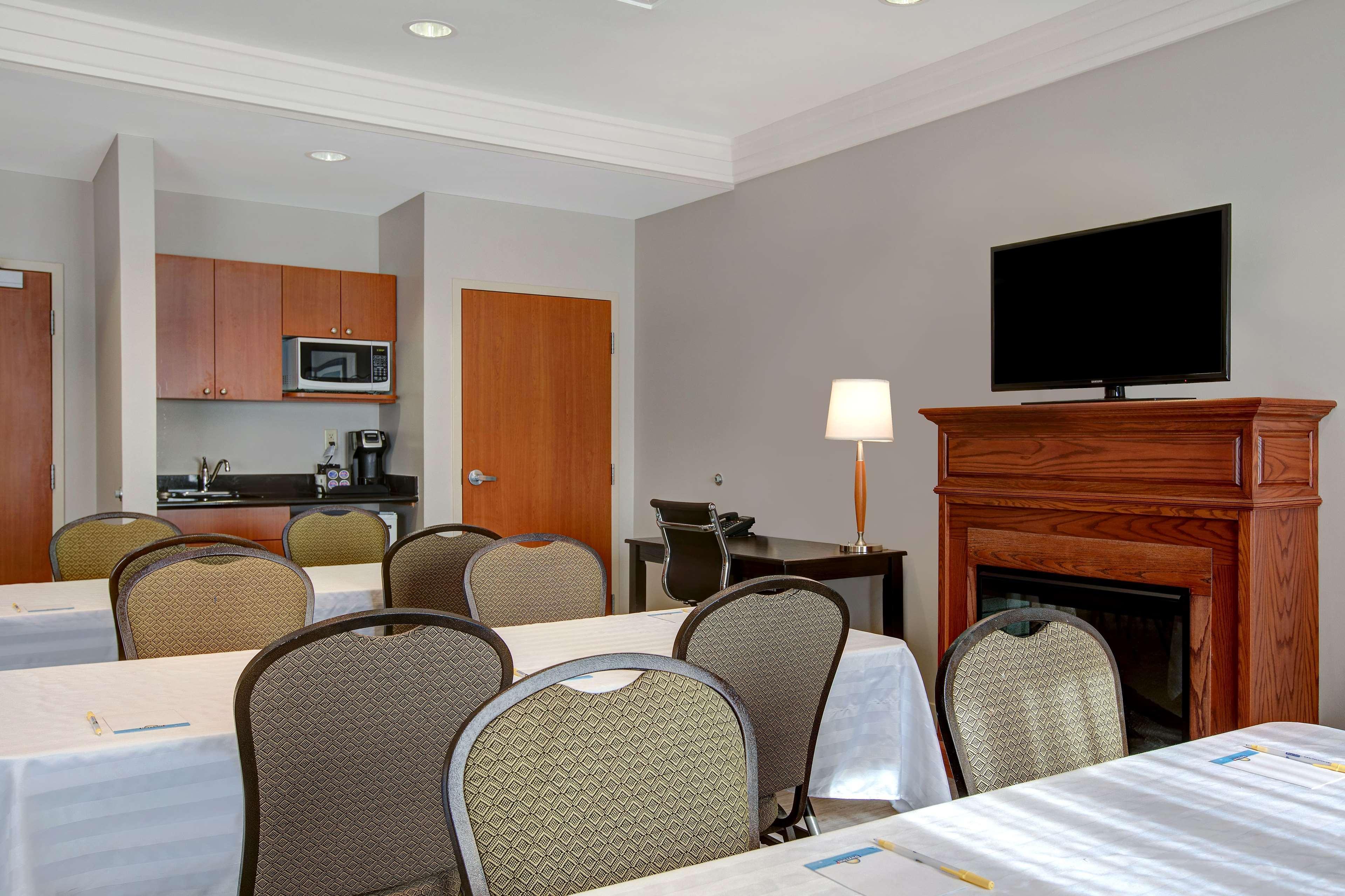 Days Inn & Suites By Wyndham Collingwood Luaran gambar