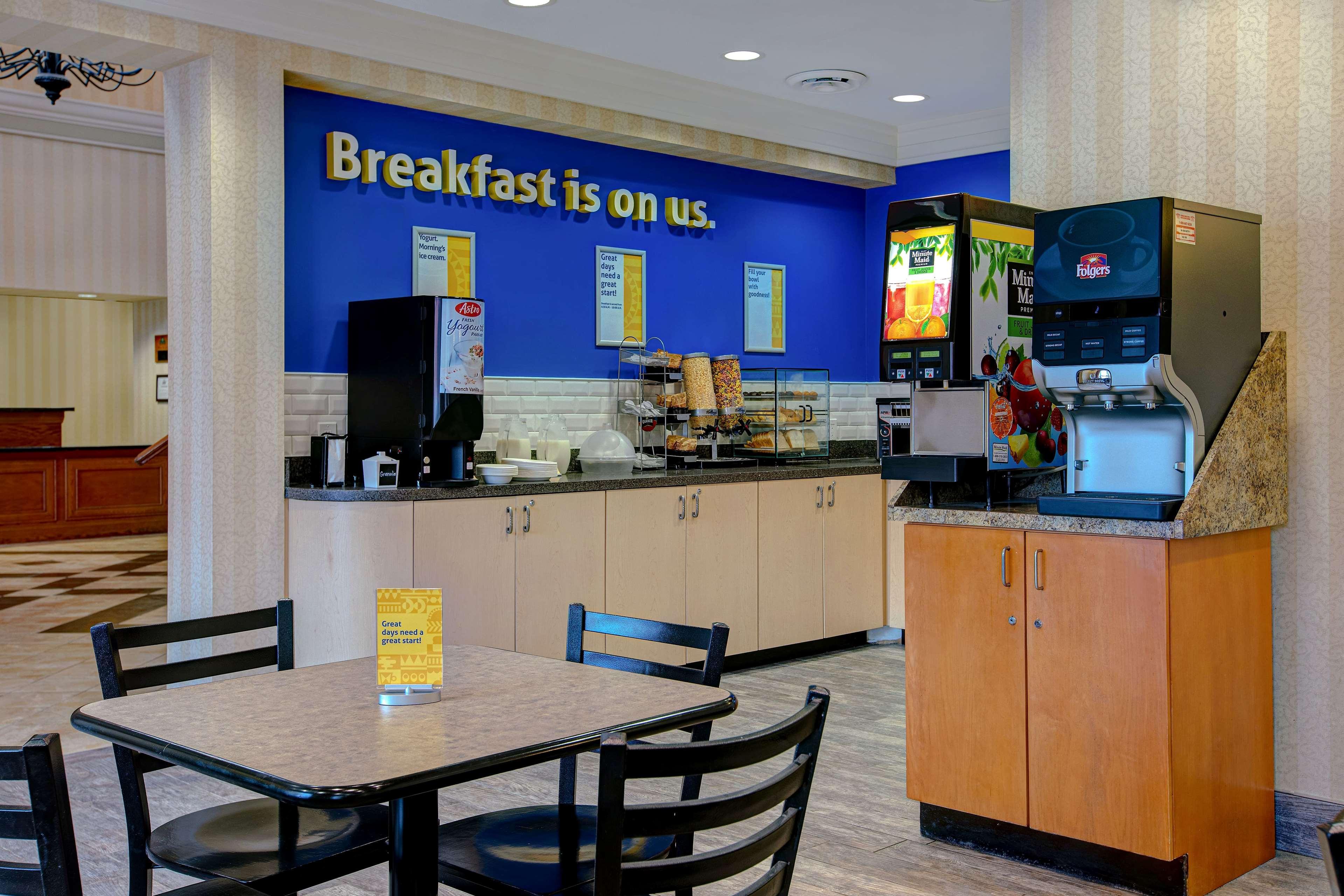 Days Inn & Suites By Wyndham Collingwood Luaran gambar