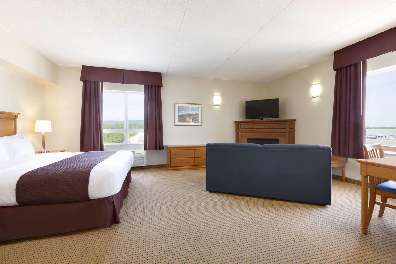 Days Inn & Suites By Wyndham Collingwood Luaran gambar